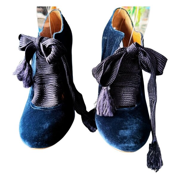 Chloe Harper Blue Velvet Lace Up Ankle Boots With Tassels Women’s Size 41 - Picture 4 of 9